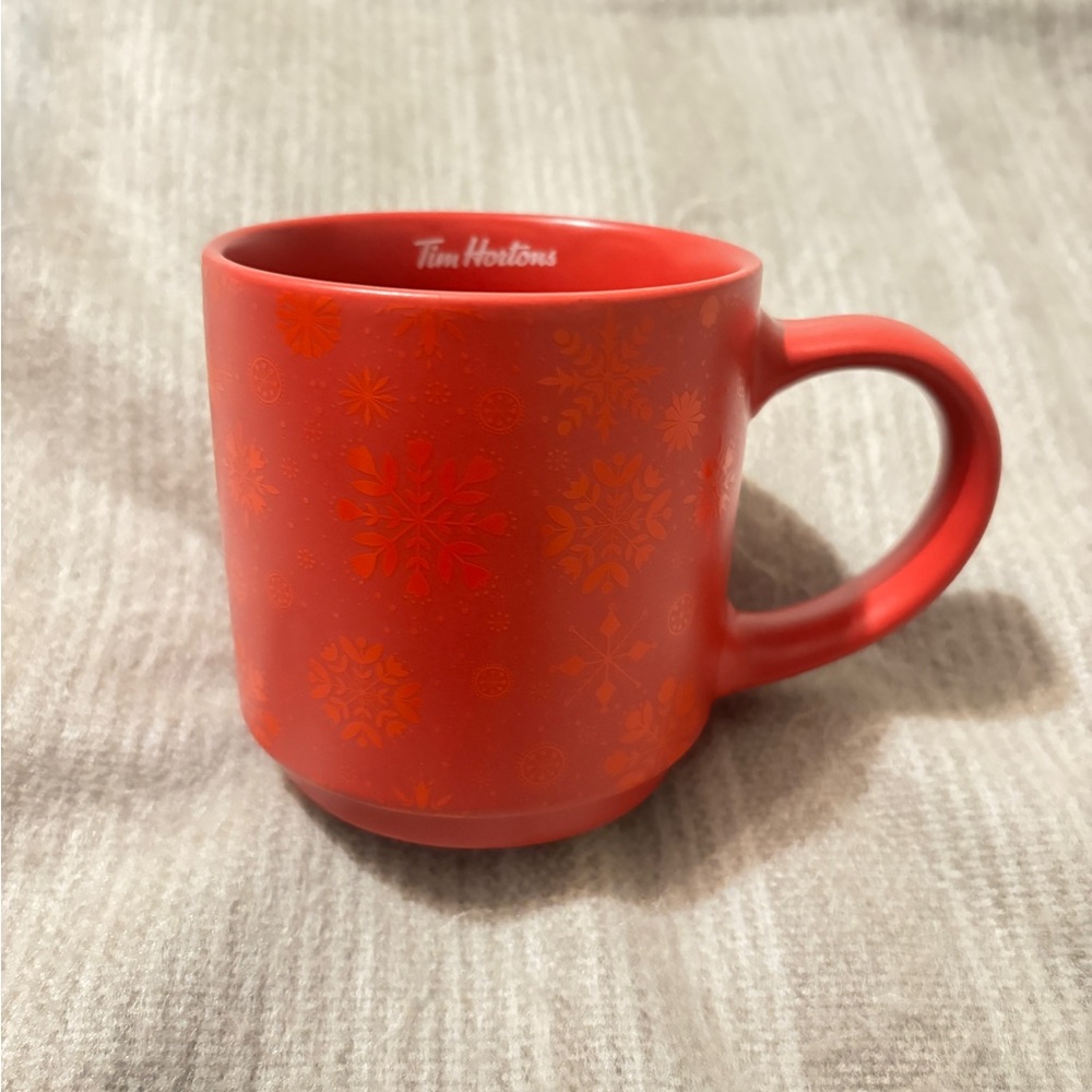 Tim Hortons Mug Holiday Snowflakes Red Matte Christmas Coffee Cup 10-12oz